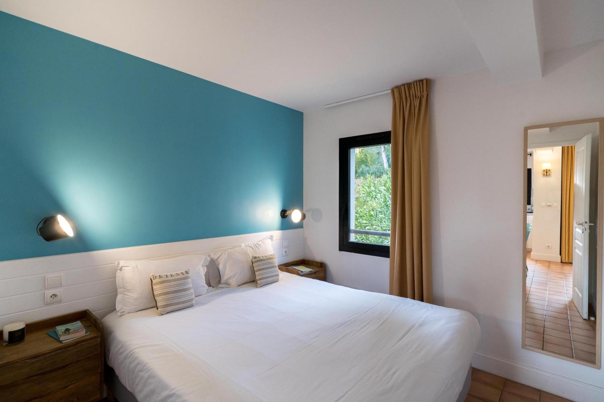 La Residence Du Bailli Le Le Rayol-Canadel-sur-Mer Екстериор снимка