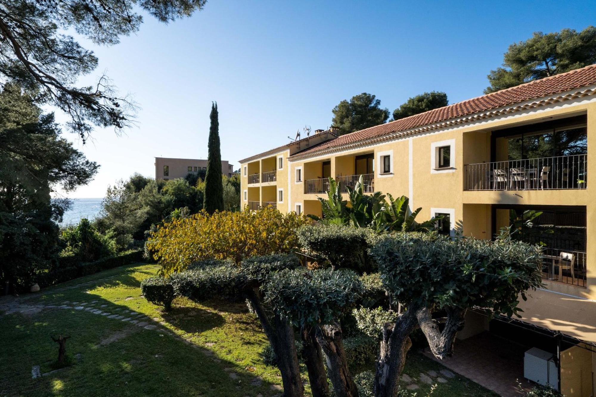 La Residence Du Bailli Le Le Rayol-Canadel-sur-Mer Екстериор снимка