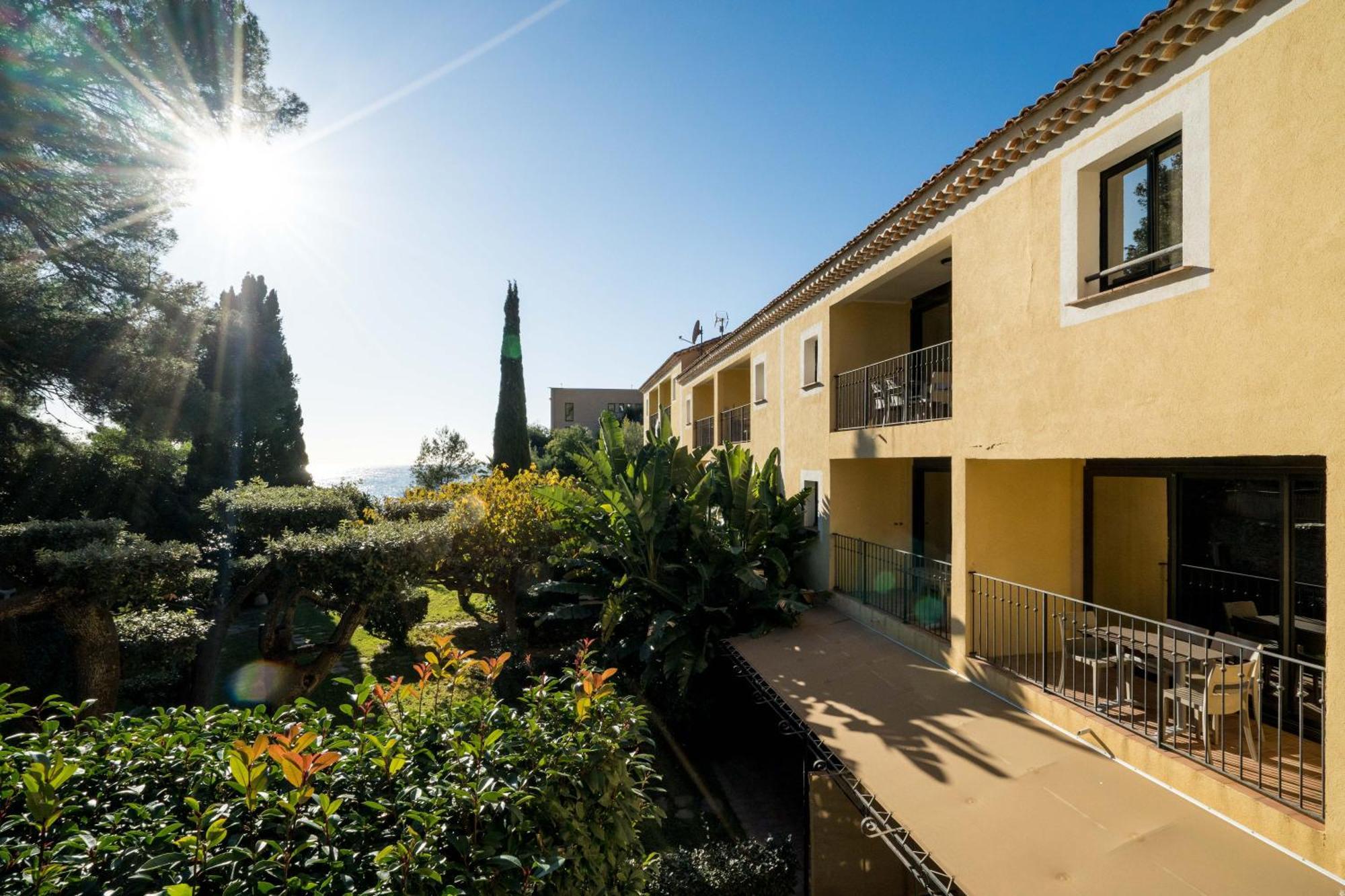 La Residence Du Bailli Le Le Rayol-Canadel-sur-Mer Екстериор снимка