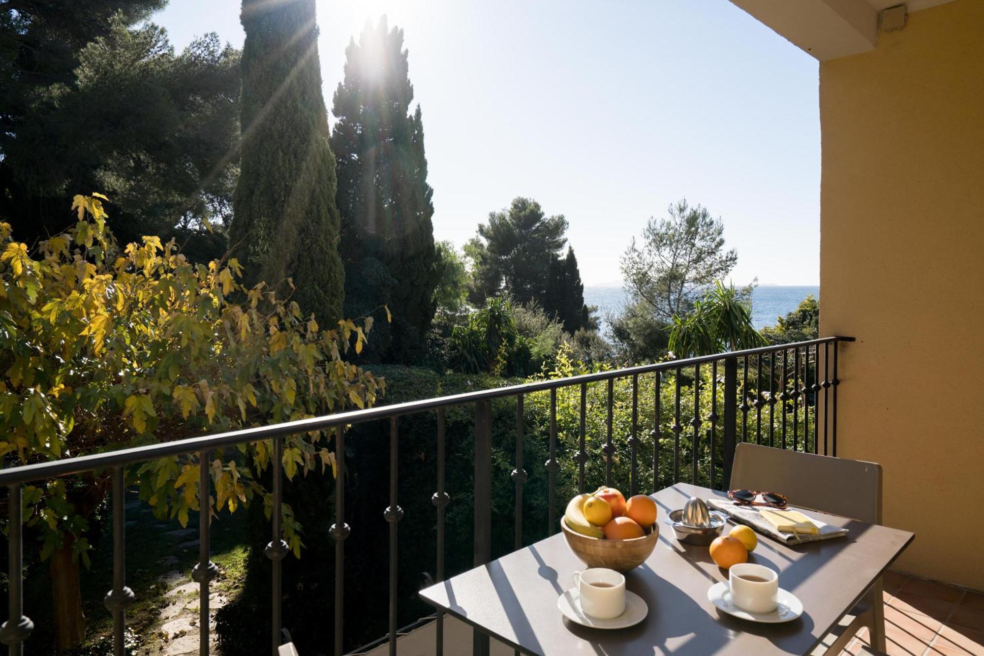 La Residence Du Bailli Le Le Rayol-Canadel-sur-Mer Екстериор снимка